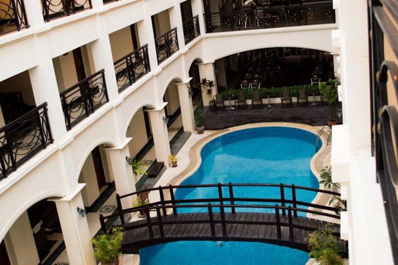 Golden Phoenix Boracay Manoc-Manoc